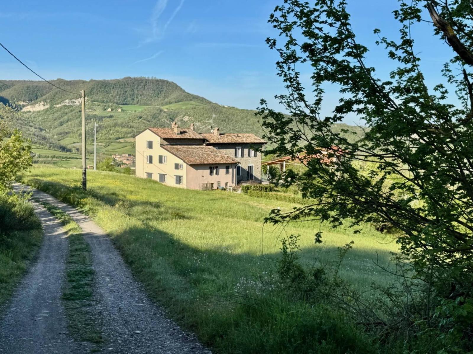 Oltrella Country House Ponte Nizza Luaran gambar